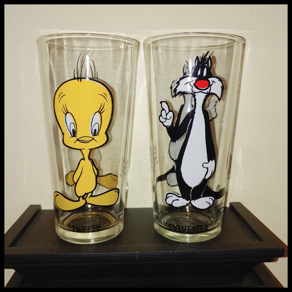 *50 YEARS* 1973 Pepsi Collector's Series, Warner Bros, Tweety and Sylvester